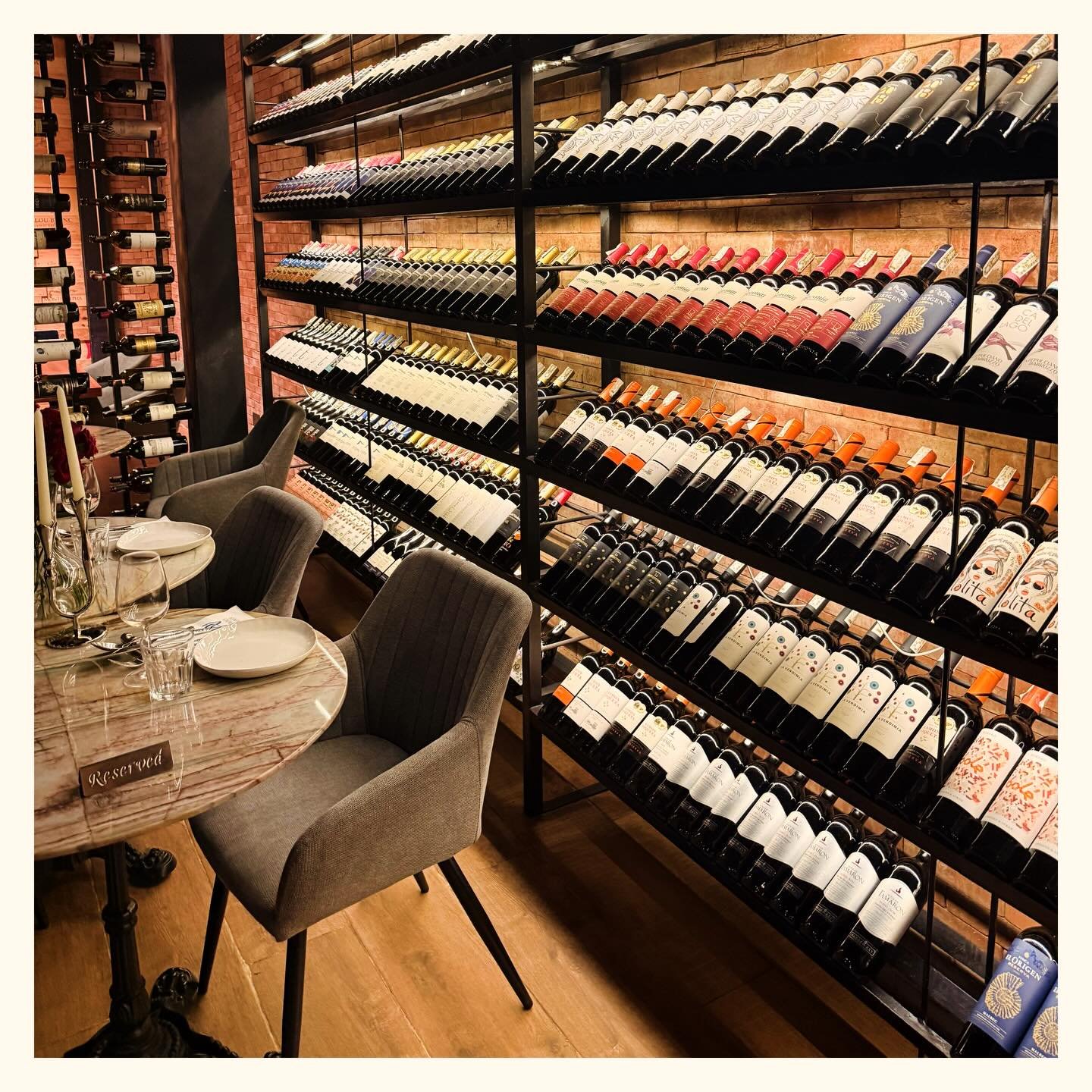 Davao Wine. Cozy quiet place.